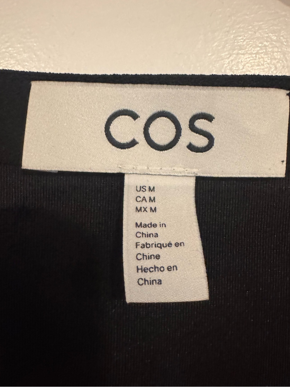 COS Vest Size:M - Picture 2 of 2